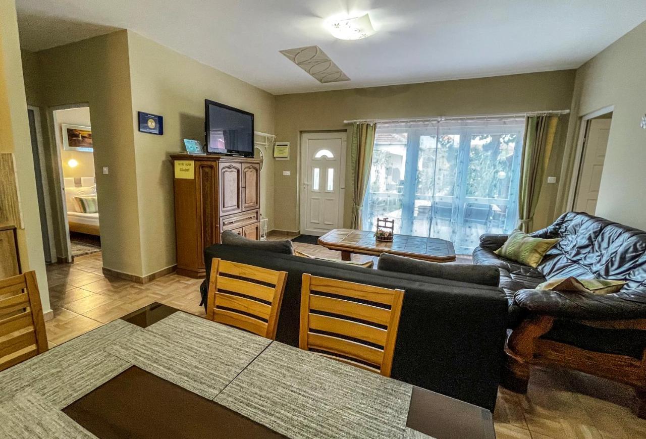 Elizabeth Apartman Tokaj Buitenkant foto