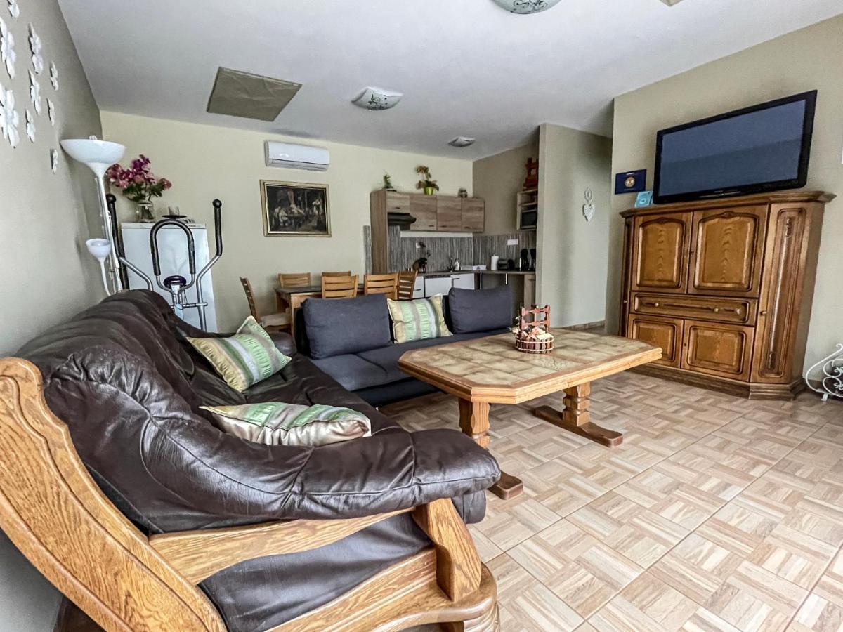 Elizabeth Apartman Tokaj Buitenkant foto